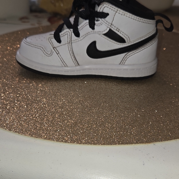 Jordan - Picture 5 of 8